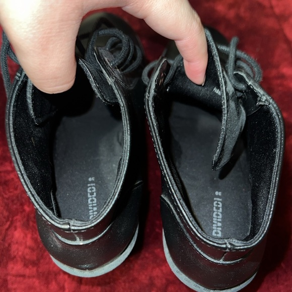 Black Leather Lace up Boots - Picture 6 of 6